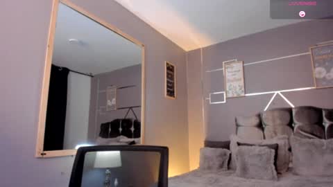      online show from February 2025 12:50:01 PM