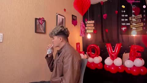      online show from February 2025 02:02:01 PM