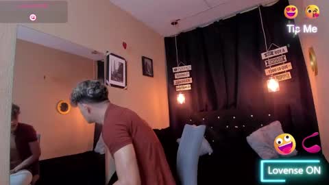      online show from March 2025 09:08:02 PM