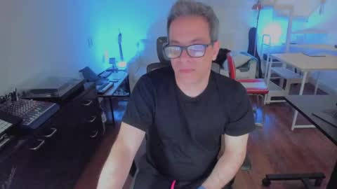 Snapshot of andy0pandi chatting on October 2025 04:11:01 AM Andrew online show from October 2025 04:11:01 AM