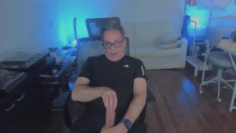 Andrew online show from February 2026 08:25:02 PM