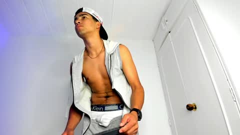 Andy online show from January 2025 07:11:02 AM