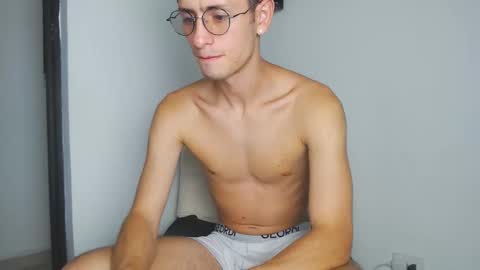 Snapshot of andy_collins__ chatting on November 2025 03:28:01 AM andy_collins__ online show from November 2025 03:28:01 AM