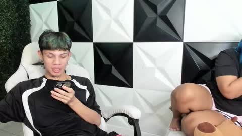 andy_dan1 online show from January 2026 07:50:02 PM