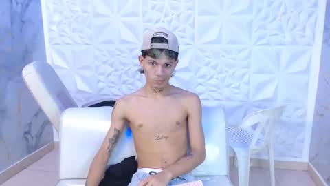 Snapshot of andy_dan1 chatting on April 2026 07:53:01 PM andy_dan1 online show from April 2026 07:53:01 PM