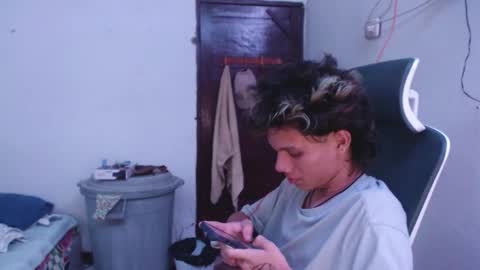 Snapshot of andy_dan1 chatting on June 2026 10:48:02 AM andy_dan1 online show from June 2026 10:48:02 AM