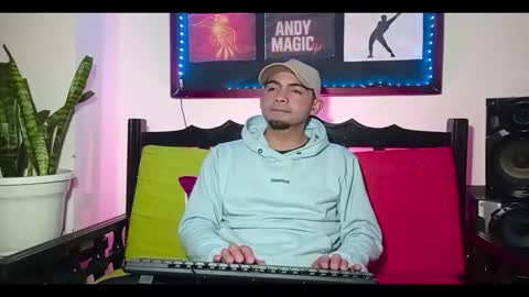 Snapshot of andy_magic_ chatting on November 2025 05:17:01 AM andy_magic_ online show from November 2025 05:17:01 AM