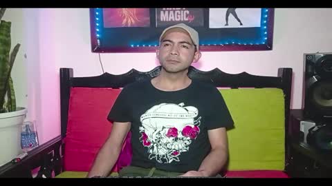 Snapshot of andy_magic_ chatting on November 2025 03:20:02 AM andy_magic_ online show from November 2025 03:20:02 AM