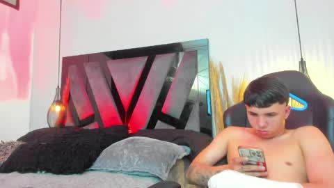 Snapshot of andy_miller5 chatting on May 2026 10:50:01 PM ANDY online show from May 2026 10:50:01 PM