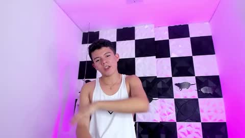 andyfame11 online show from October 2025 07:05:02 PM