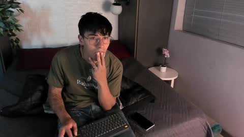 Andy Joy  online show from October 2025 11:07:02 AM