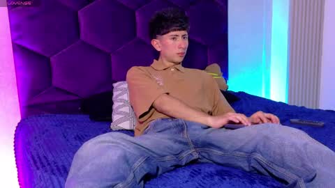 Snapshot of andyjustgame_ chatting on April 2026 04:48:02 AM andyjustgame online show from April 2026 04:48:02 AM