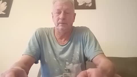 andyk1704 online show from February 2025 05:07:01 PM