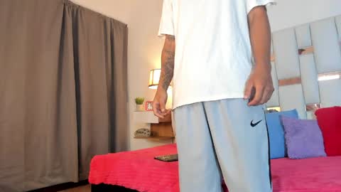 Snapshot of andykings_1 chatting on April 2026 03:11:01 AM Andy Kings online show from April 2026 03:11:01 AM