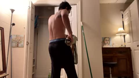 andyshowsforu online show from March 2025 01:36:02 AM