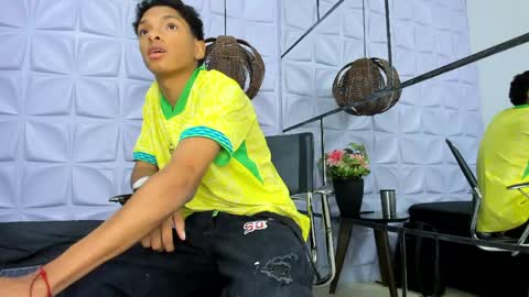 Andy  online show from April 2026 11:22:02 AM