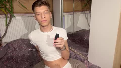 AndyTwinkkk online show from January 2025 02:36:01 PM