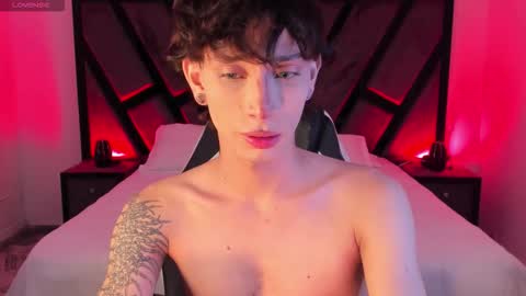 Snapshot of andywiills chatting on March 2026 11:10:02 PM Andy online show from March 2026 11:10:02 PM