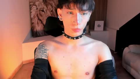 Snapshot of andywiills chatting on March 2026 09:26:02 PM Andy online show from March 2026 09:26:02 PM