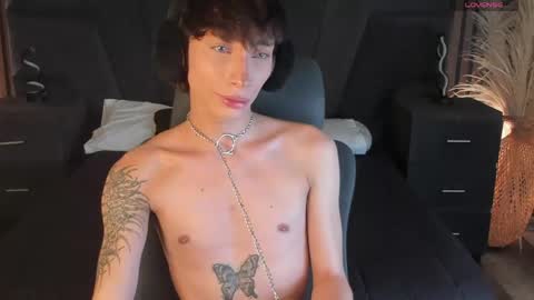 Snapshot of andywiills chatting on April 2026 09:31:02 PM Andy online show from April 2026 09:31:02 PM