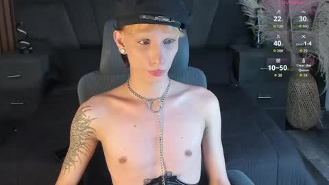 Snapshot of andywiills chatting on April 2026 09:20:02 PM Andy online show from April 2026 09:20:02 PM