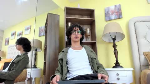 andyxibrat online show from December 2025 07:30:02 PM