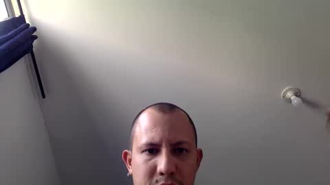 andyzuzka online show from February 2026 02:33:01 PM