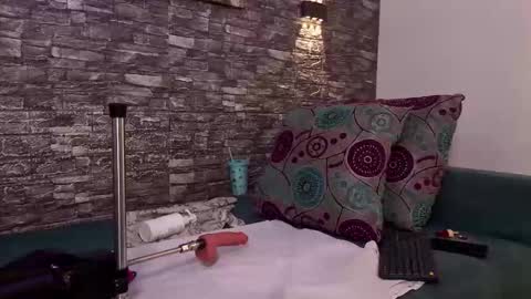 Anell online show from February 2026 07:56:02 PM