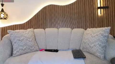 Snapshot of aneljones chatting on June 2026 07:12:02 PM Anell online show from June 2026 07:12:02 PM