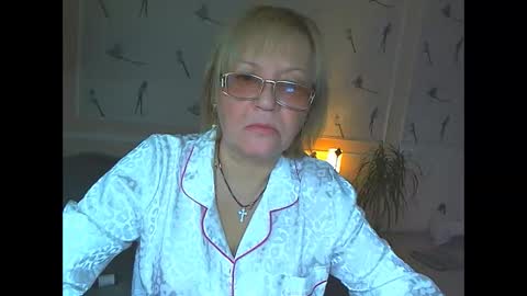Snapshot of anessa7321 chatting on April 2026 03:45:01 AM Alinessa online show from April 2026 03:45:01 AM