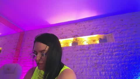 Snapshot of anette_cooper chatting on February 2025 03:53:01 AM anette_cooper online show from February 2025 03:53:01 AM
