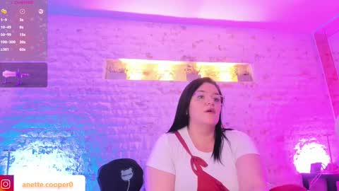 Snapshot of anette_cooper chatting on February 2025 10:01:02 AM anette_cooper online show from February 2025 10:01:02 AM