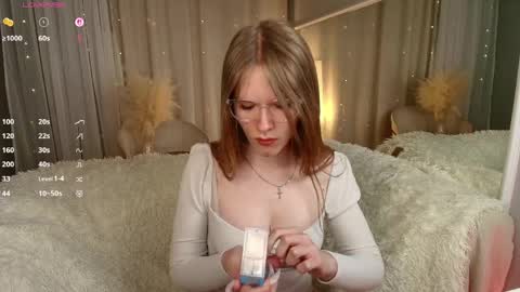 Snapshot of angee_ chatting on March 2026 12:49:02 PM Ange online show from March 2026 12:49:02 PM