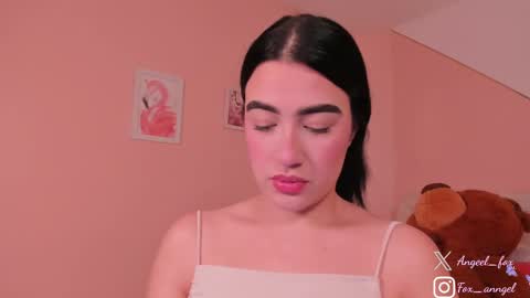 Angel  online show from September 2025 03:54:01 AM