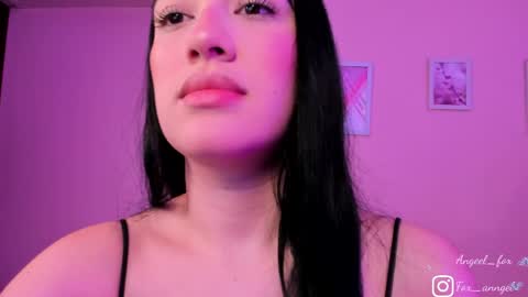 Snapshot of angeel_fox chatting on April 2026 03:39:01 AM Angel online show from April 2026 03:39:01 AM