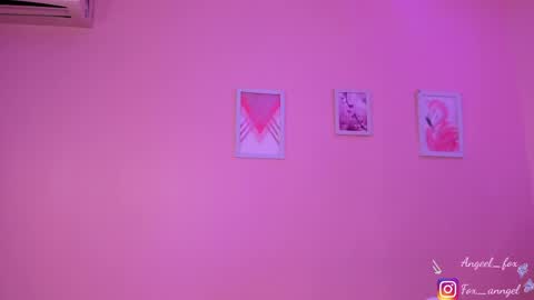 Snapshot of angeel_fox chatting on April 2026 05:52:01 AM Angel online show from April 2026 05:52:01 AM