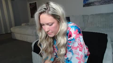 Snapshot of angel01432023 chatting on January 2025 02:54:01 AM angel01432023 online show from January 2025 02:54:01 AM