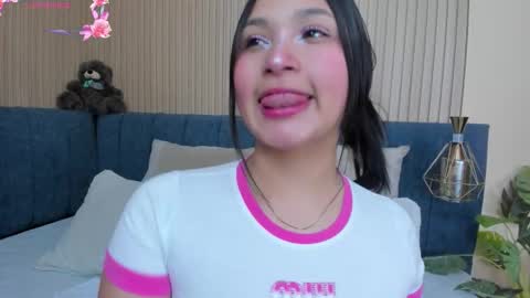 Snapshot of angel__ponce chatting on October 2025 07:12:02 PM angel__ponce online show from October 2025 07:12:02 PM