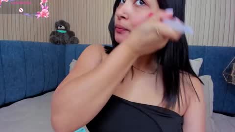 Snapshot of angel__ponce chatting on December 2025 12:10:02 PM angel__ponce online show from December 2025 12:10:02 PM