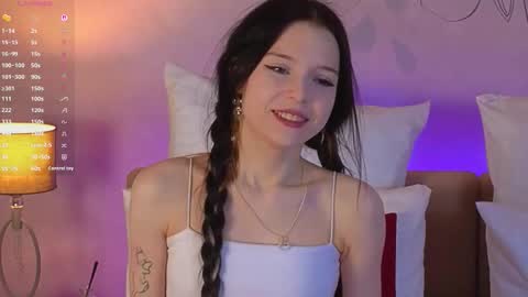 Snapshot of angel__rossee chatting on March 2026 05:39:02 PM Rose 18 New here online show from March 2026 05:39:02 PM
