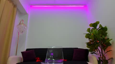 angel__vibe online show from December 2025 08:50:02 PM