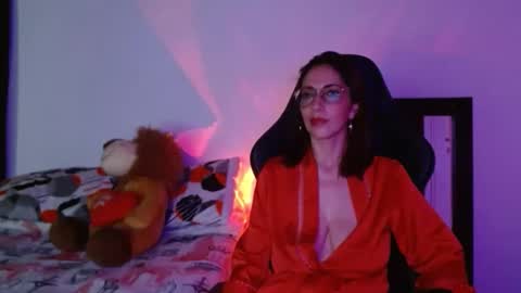 Snapshot of angel_blackhot chatting on October 2025 12:16:01 AM angel blackhot online show from October 2025 12:16:01 AM