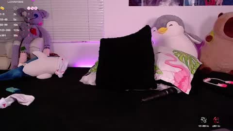 Angel   help me with 100 thumbs up online show from January 2025 11:46:01 PM