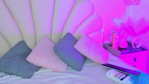 Angel online show from May 2026 03:39:02 PM