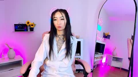 Angel Cooper online show from April 2026 08:09:01 PM