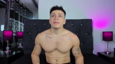 Angel Cuervo online show from December 2025 12:47:02 PM