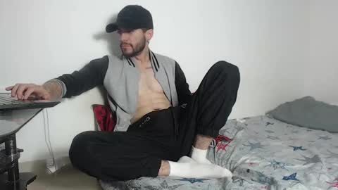 Snapshot of angel_damons_ chatting on October 2025 01:22:01 PM Angel Damons online show from October 2025 01:22:01 PM