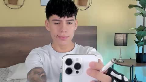 Angel online show from February 2026 04:53:01 AM