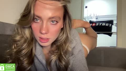 Greetings  Jess online show from December 2024 12:23:01 PM