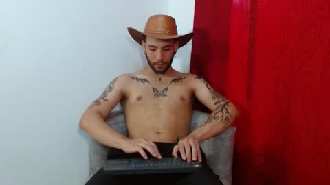 Snapshot of angel_kyrozz chatting on October 2025 07:37:01 PM angel_kyrozz online show from October 2025 07:37:01 PM